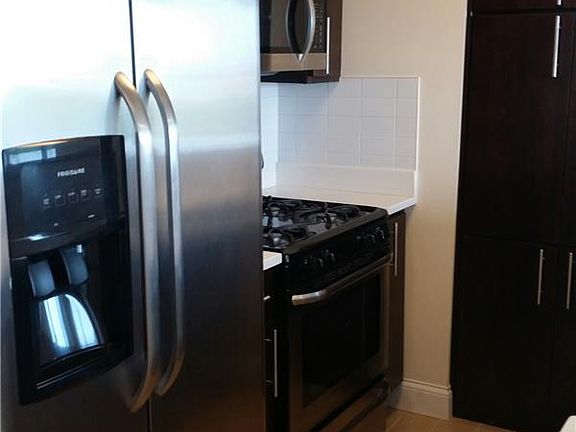 4th image of 393 Lefferts Ave APT 6D