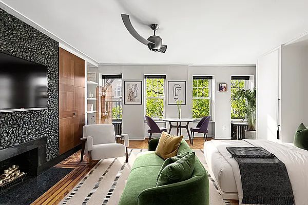 1st image of 104 Bedford St APT 4E