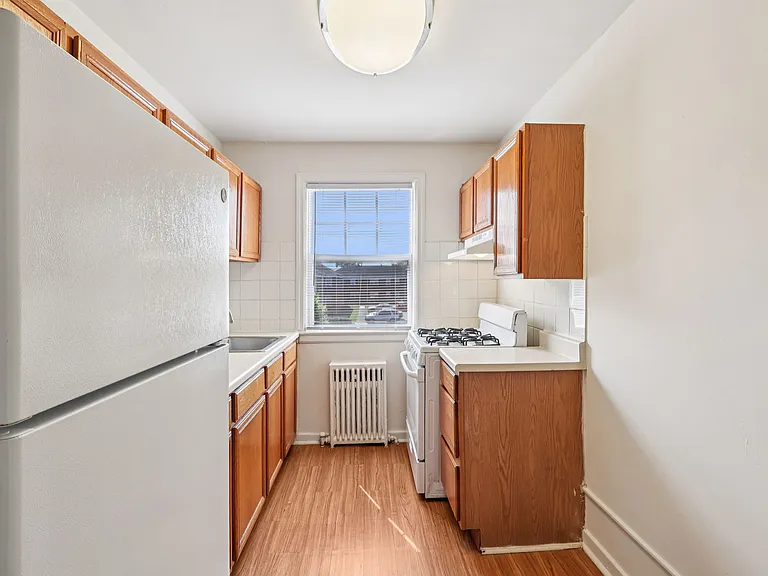 Greenwood Village Apartments — Photo 32