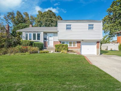 14 Lincoln Road N, Plainview, NY, 11803