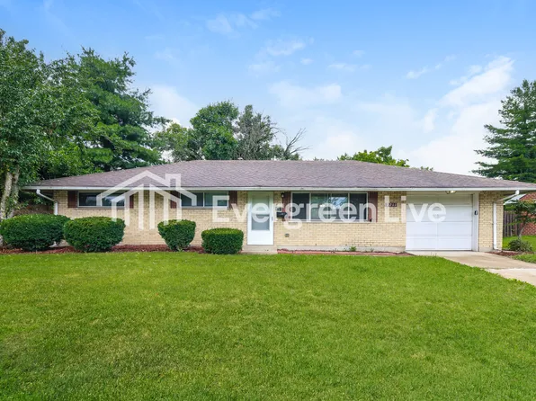 2211 Burnside Dr, Dayton, OH 45439