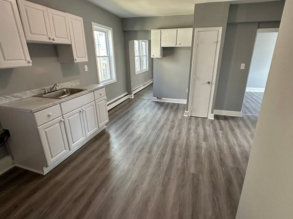 43 Irion St FLOOR 2