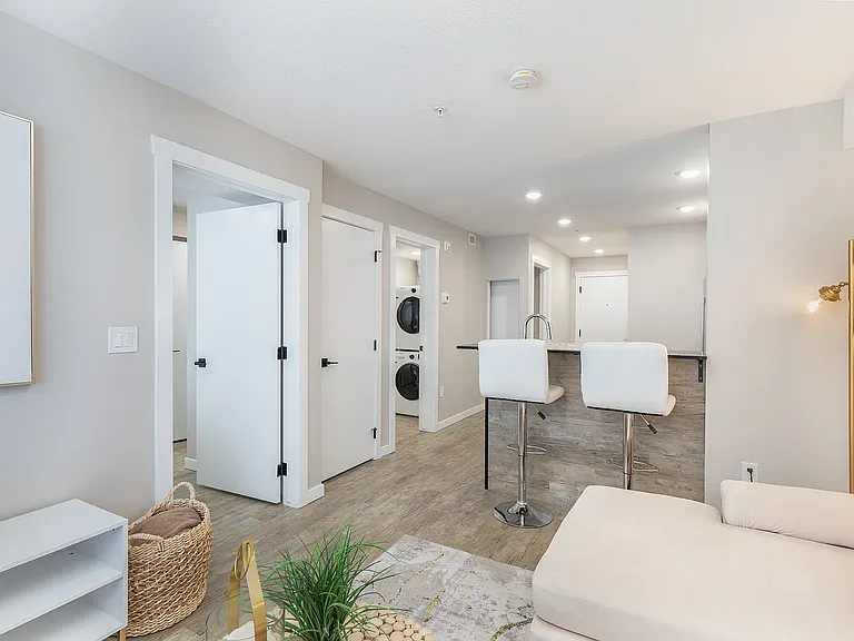 181 Skyview Bay NE — Photo 9