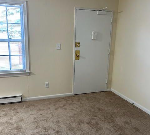 4th image of 1465 E Bayview Blvd #E2