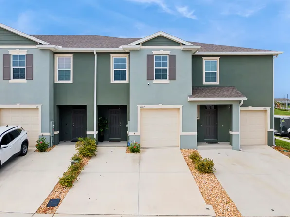 1707 Wooden St, Davenport, FL 33837