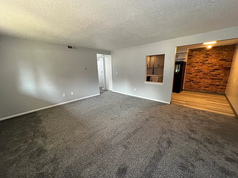 Williamstowne Village Senior Apartments — Photo 23