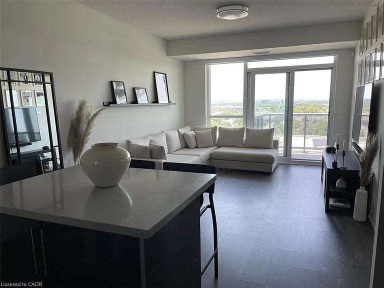 2081 Fairview St #1108 — Photo 3