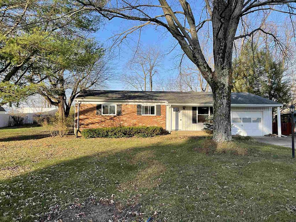 1st image of 4615 N Brookwood Dr