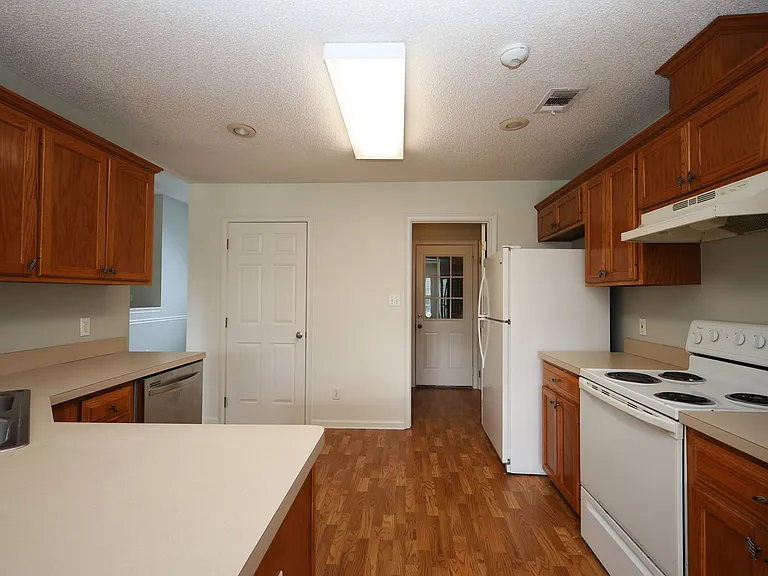 3880 Trotters Ridge Cir — Photo 9