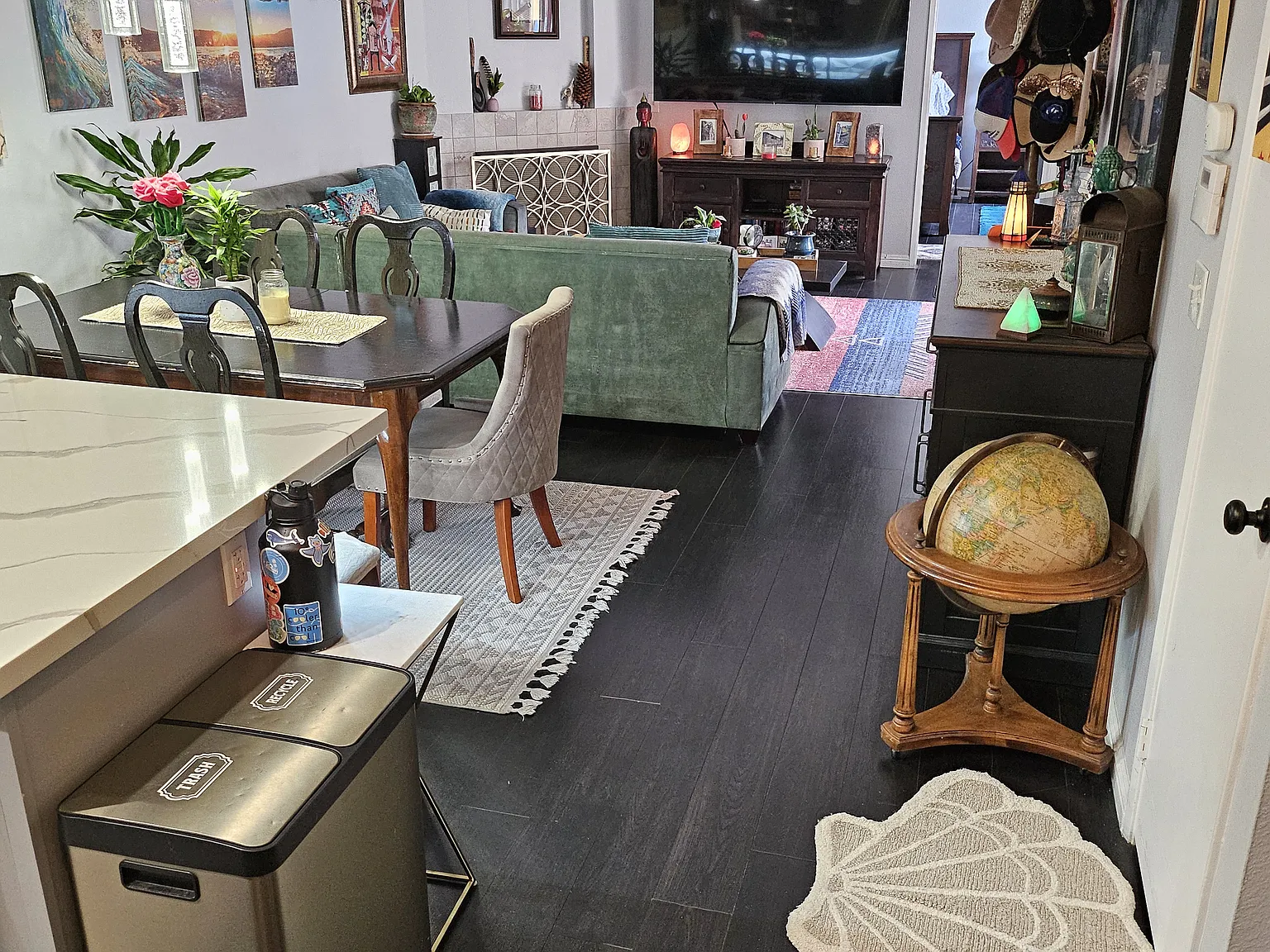 2 bed, 916 sqft, $2,000 — Photo 4