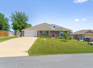 5793 Dogwood Dr E, Crestview, FL 32539