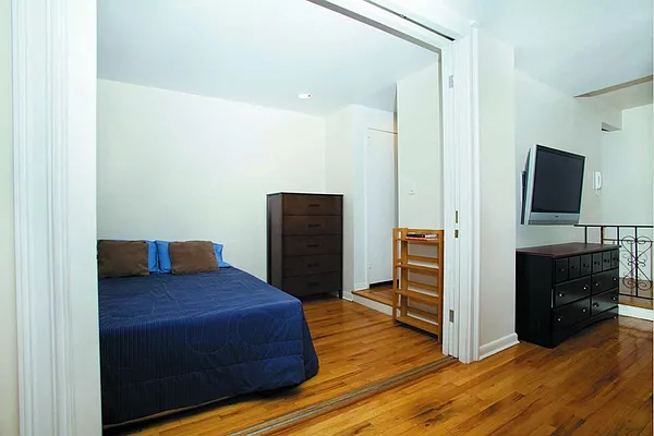 Sold by Stribling | media 12