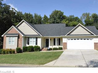 235 New Plantation Rd, Winston Salem, NC 27104