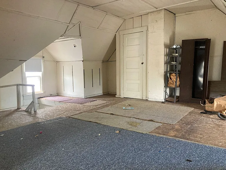 212 Grand Street — Photo 22