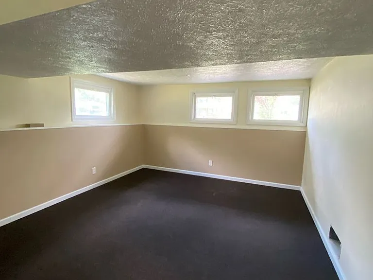 650 Beverly Hills Dr — Photo 10
