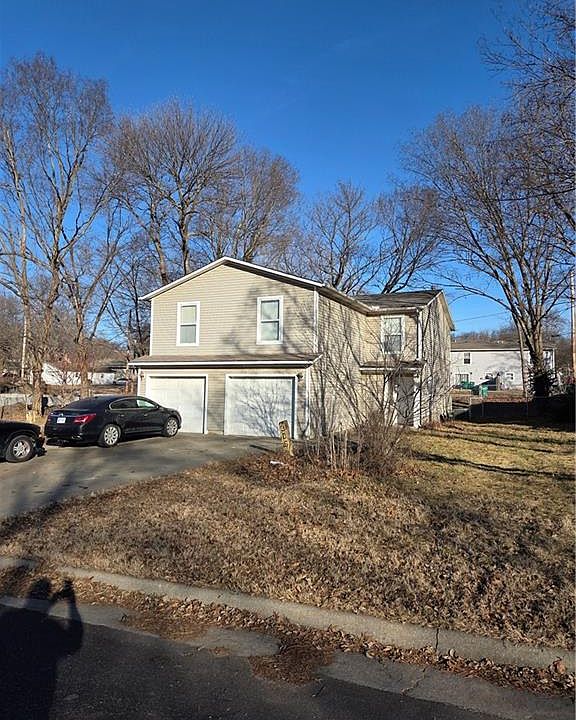1st image of 304 E Ottawa St
