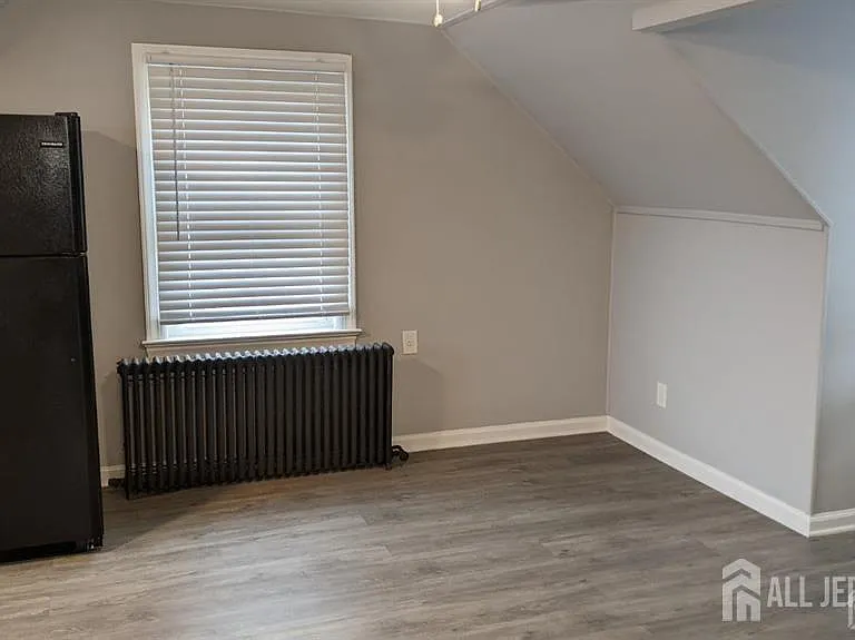 321 Augusta St — Photo 5