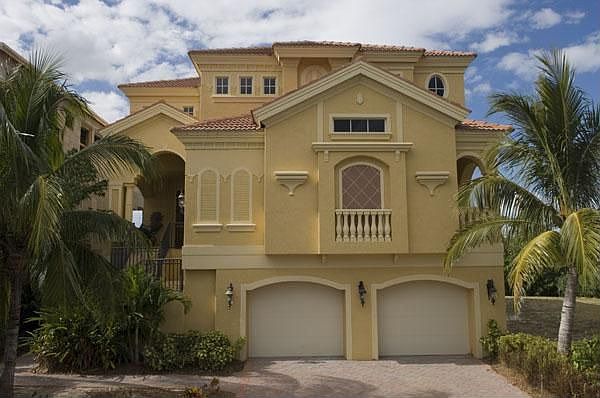 1st image of 15840 Dorset Ln