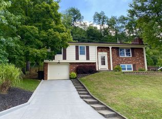 5 Pleasantview Dr, Athens, OH