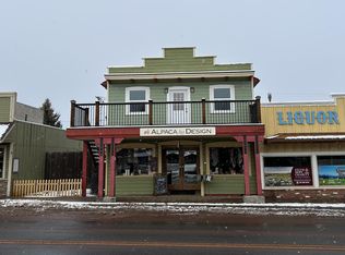 140 W Cascade Ave #B, Sisters, OR 97759