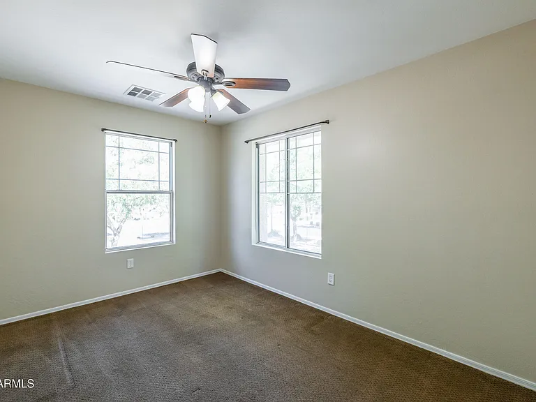1531 S Longspur Ln — Photo 16