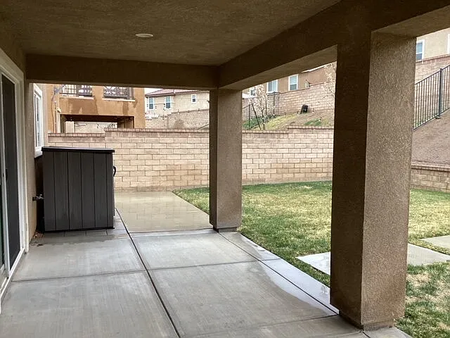 2520 Mulberry Ln — Photo 12