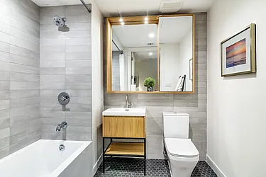 Rented by Rennit Inc.