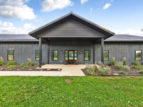 7403 SE 89th Ave, Claremont, MN 55924