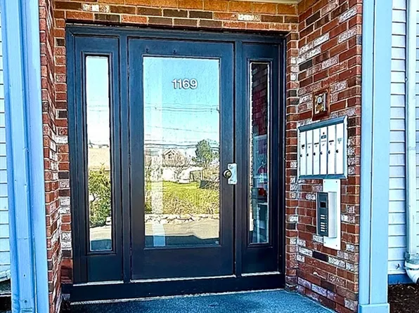 1169 Nantasket Ave APT 2, Hull, MA 02045