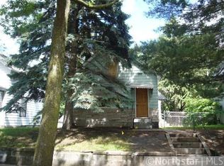 3006 Thomas Ave N, Minneapolis, MN 55411