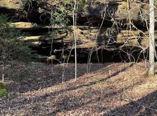 Mae Dr, Jamestown, TN 38556