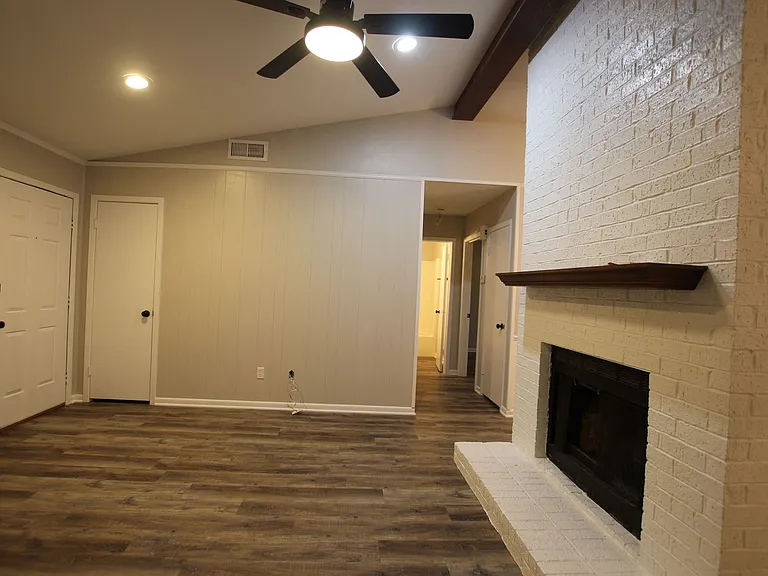 11681 County Road 167 — Photo 5