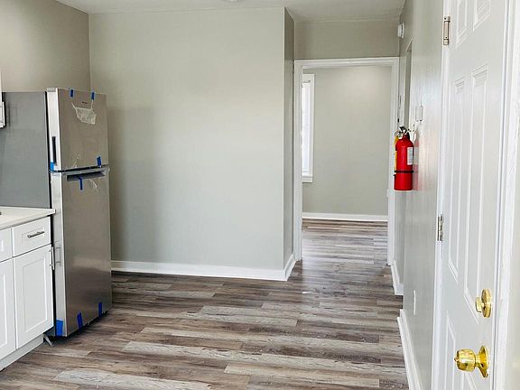 3rd image of 3826 Germantown Ave #4