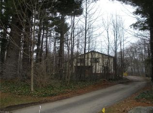 13013 Stanfield Dr, Chardon, OH 44024