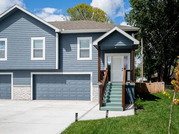 1343 E 1st St, Tonganoxie, KS 66086