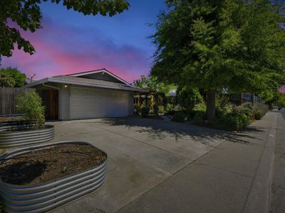 9181 Starina Way, Sacramento, CA, 95826
