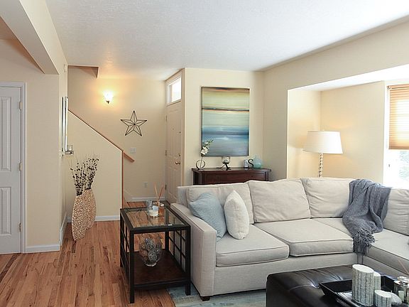 2nd image of 829 E 400 S APT 104