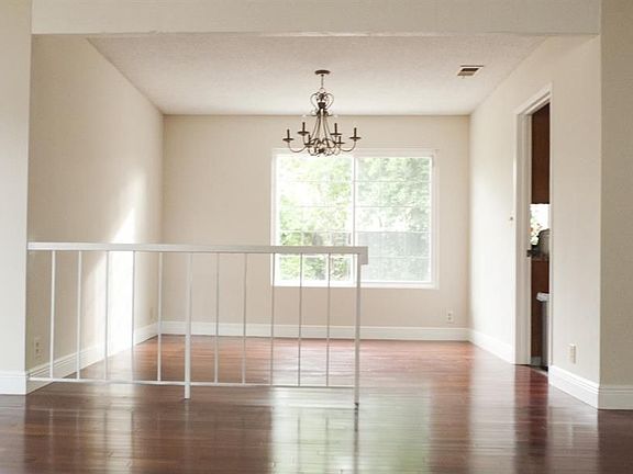 4th image of 1160 Pusateri Way