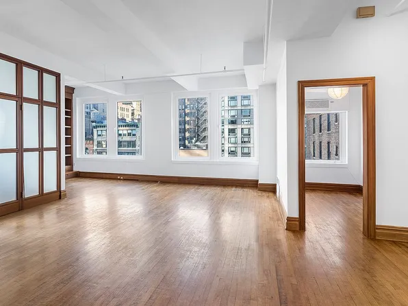 11 W 30th St APT 12R, New York, NY 10001