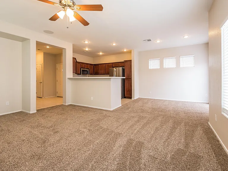 1240 Maple Pines Ave — Photo 3