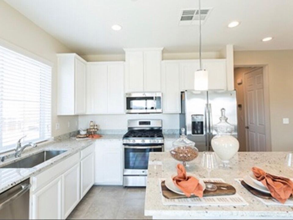 1st image of 8468 Insignia Ave