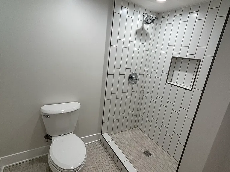 2718 N Saint Louis Ave #1 — Photo 7