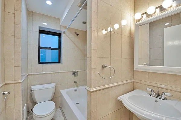 Rented by Bold New York | media 21