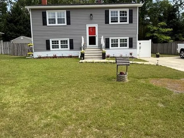 307 Maryland Ave, Pasadena, MD 21122