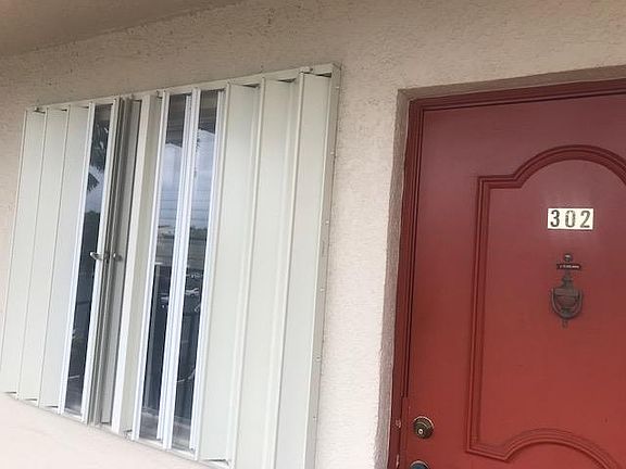5th image of 14747 Cumberland Dr #3020