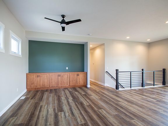 4th image of 6822 Stewart Dr