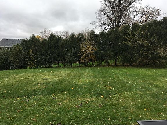 2nd image of 1050 Robert Pl SW