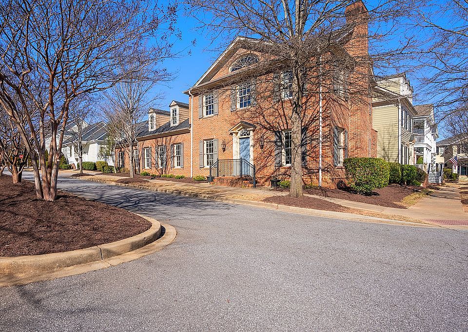 12 Ruskin Sq, Greenville, SC 29607 Zillow