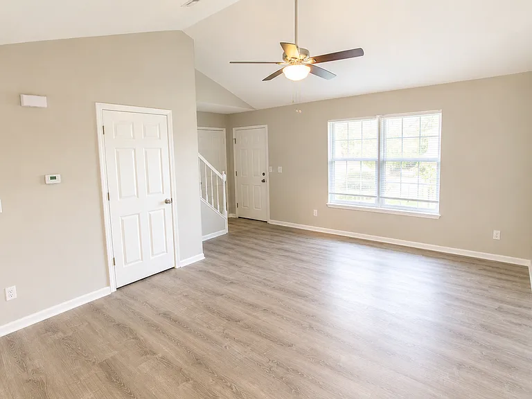 1306 Godas Dr — Photo 5