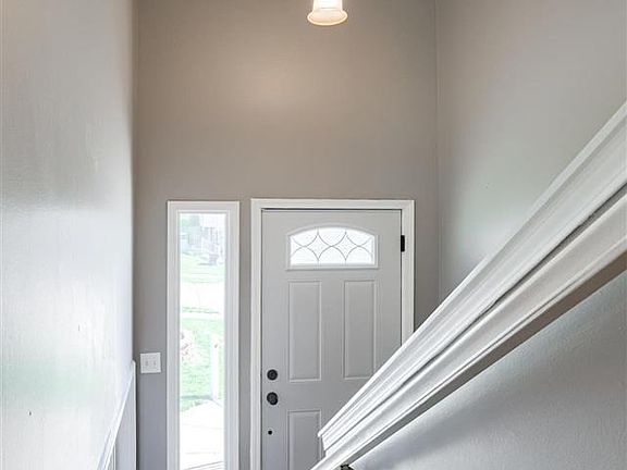 4th image of 3412 Schuemann Dr